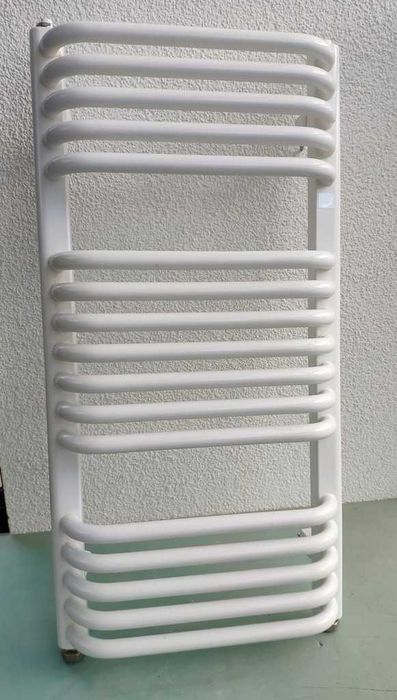 Zehnder Cortina Plus grzejnik łazienkowy biały