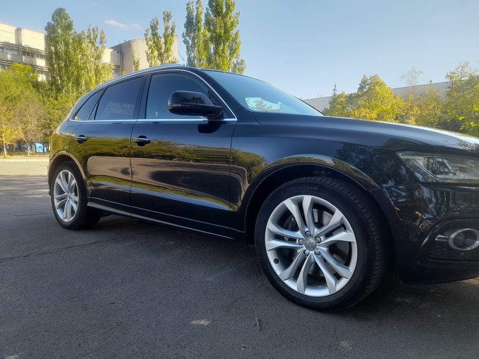 Продаю Audi SQ5 2015 г