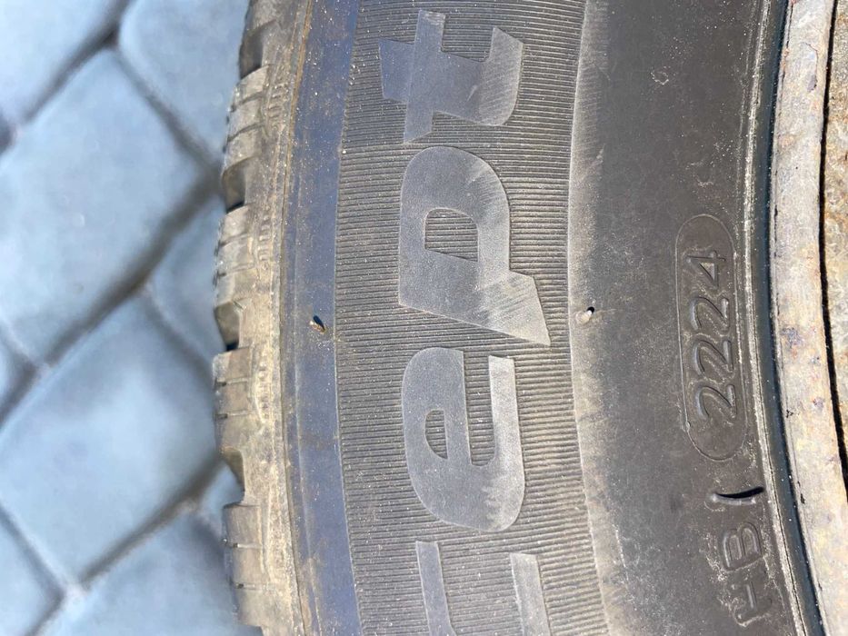 komplet 4 szt. felg z oponami zimowymi Hankook