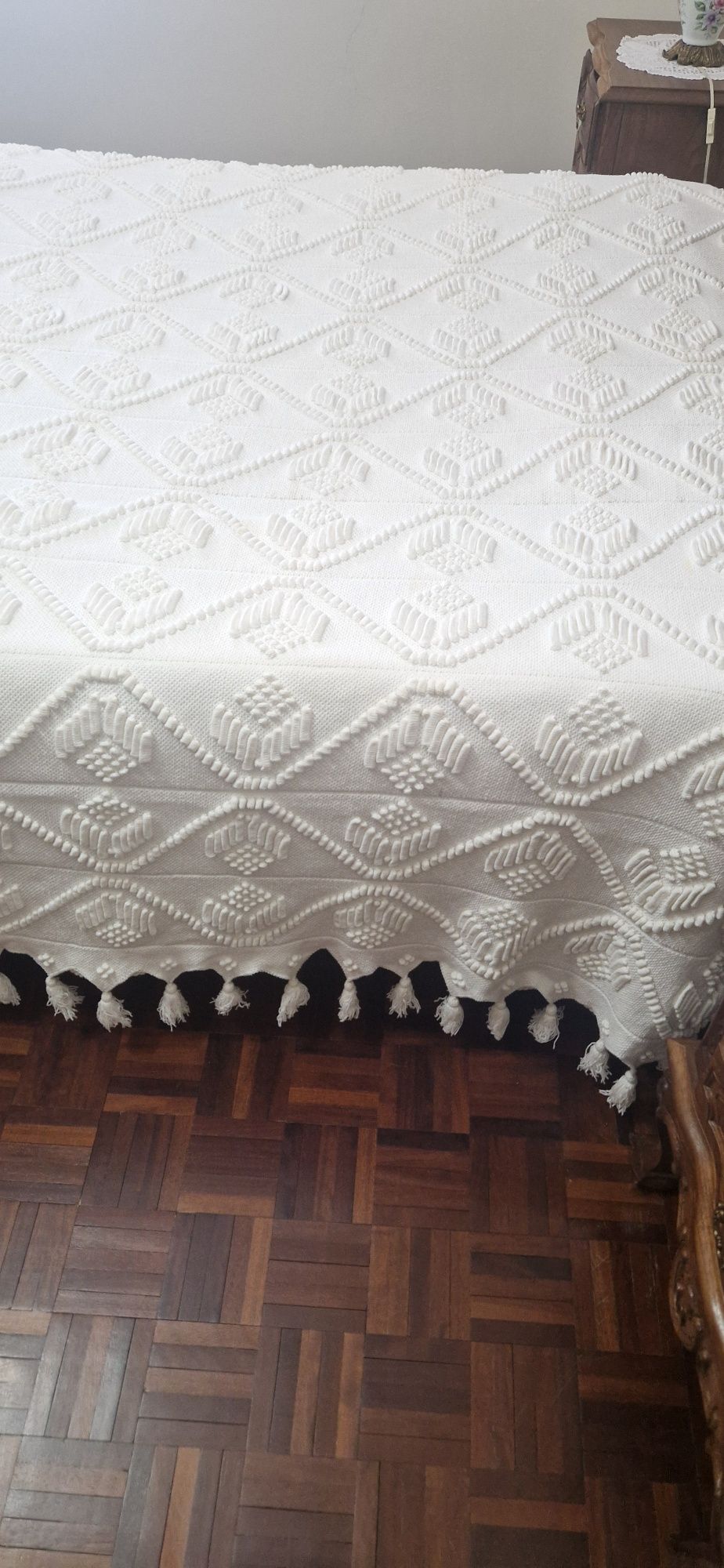 Colchão em renda manual com duas agulhas