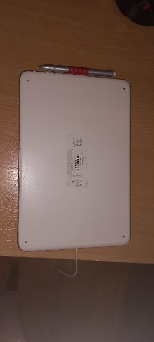 Графічний планшет Wacom Bamboo  CTH-661