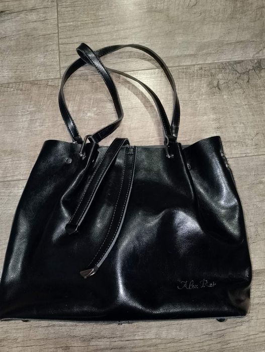 Продам кожаную сумку