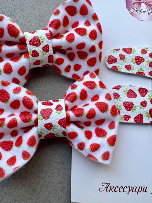 Хризантеми.Ромашки. Бантики полуниця