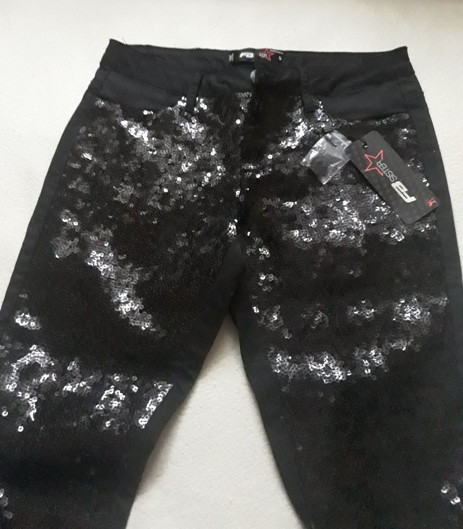 Черные блестящие брюки штаны джинсы в пайетках FB Sister New Yorker