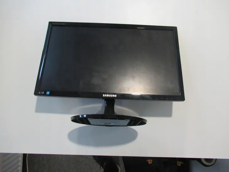 Samsung monitor 22 cale