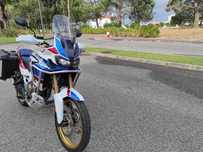 Honda - Africa Twin big tank