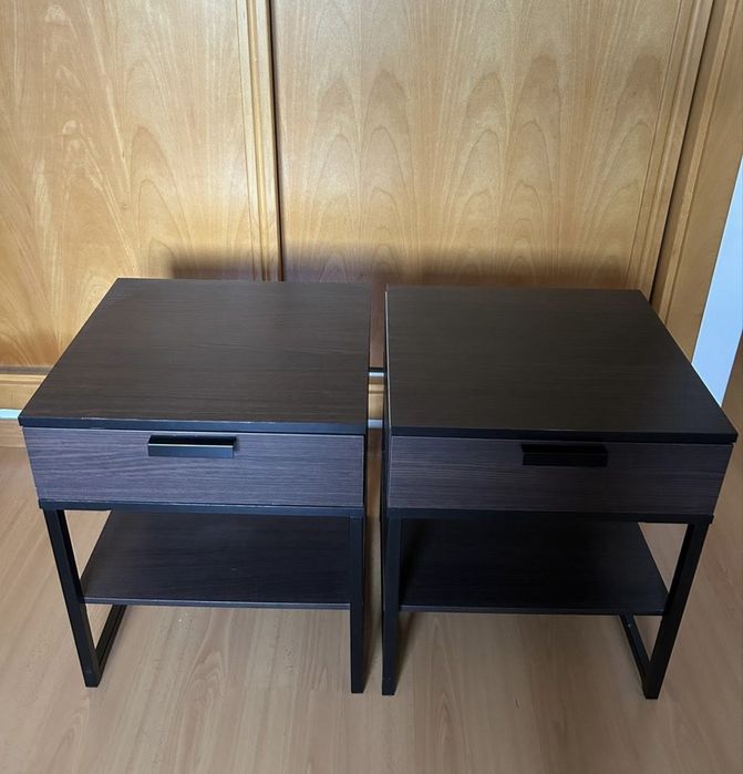2 Mesas de cabeceira TRYSIL IKEA