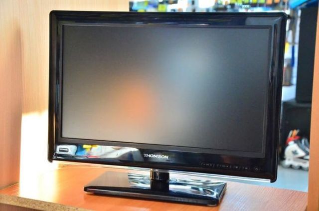 Tv Led i monitor 19 cali Thomson 19HS5246C Mpeg-4 Usb