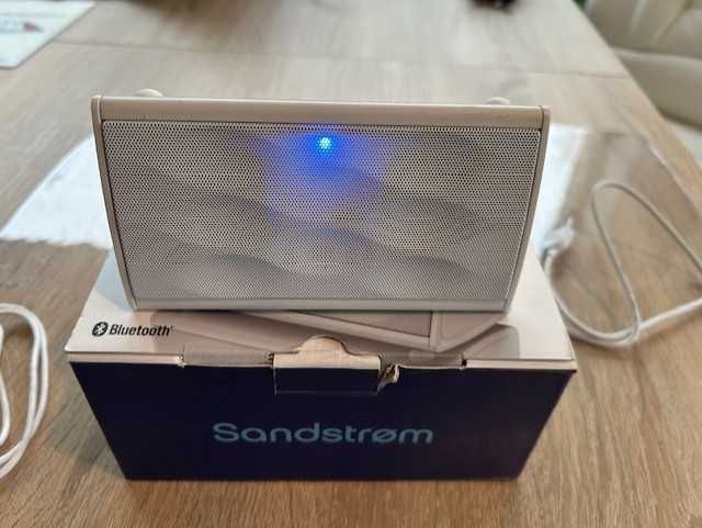 Przenośny głośnik bluetooth marki Sandstrom