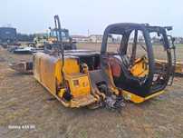 Sprzedam części z koparki JCB 220 LC 2006r ramie siłowniki  łyżka