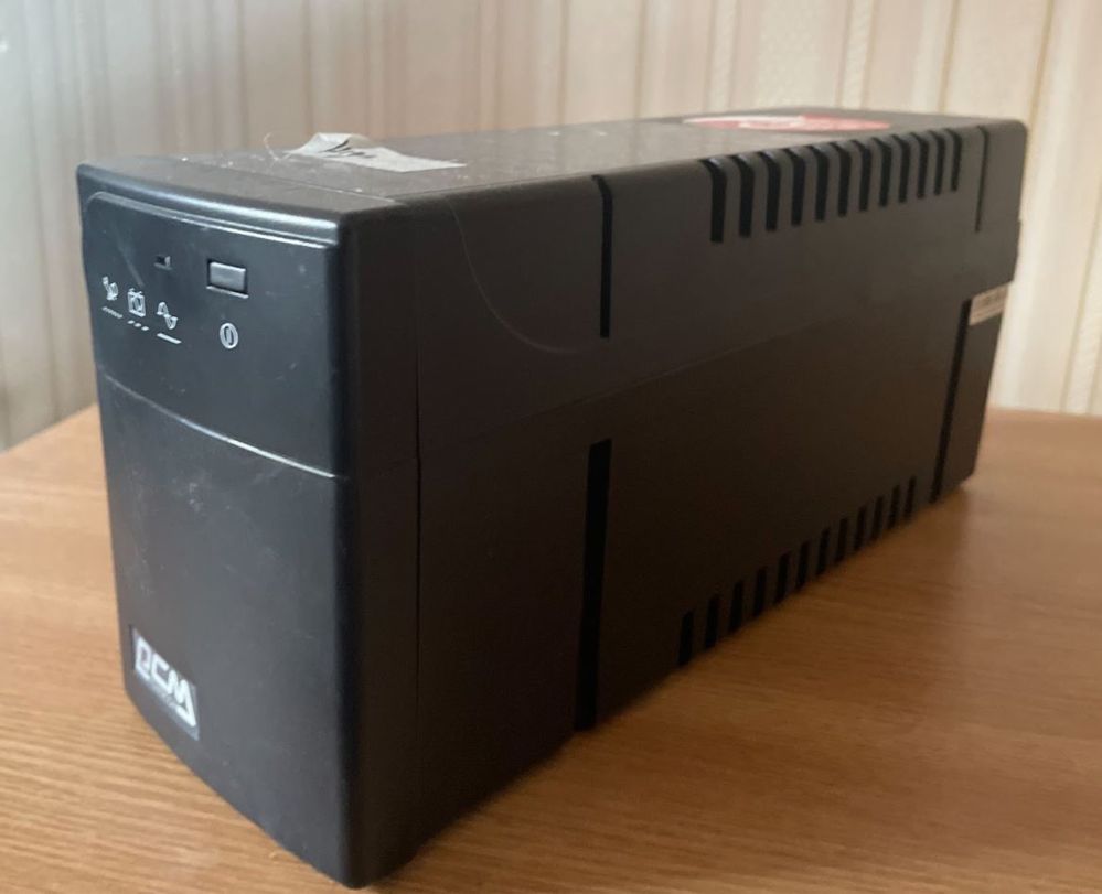 Безперебійники Prologix та Powercom BNT-600AP