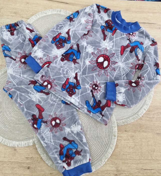 Тепла піжама на 116-122