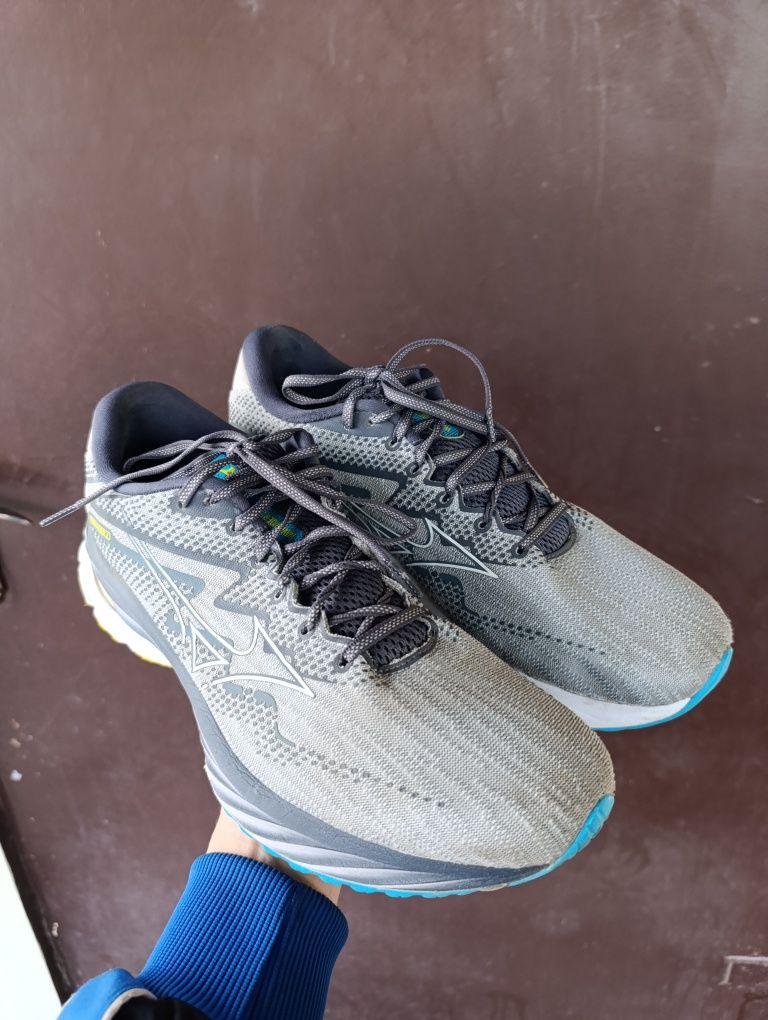 Mizuno wave rider 27 original p 46(30) бігові