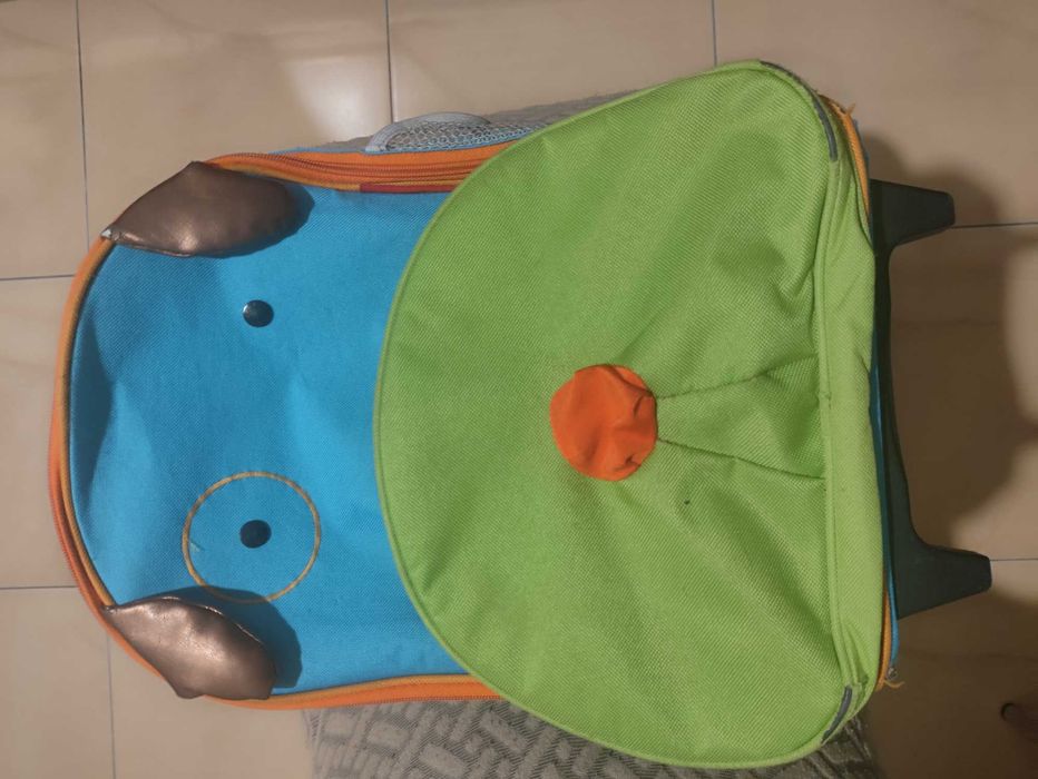 Чемодан дитячий на колесах skip hop