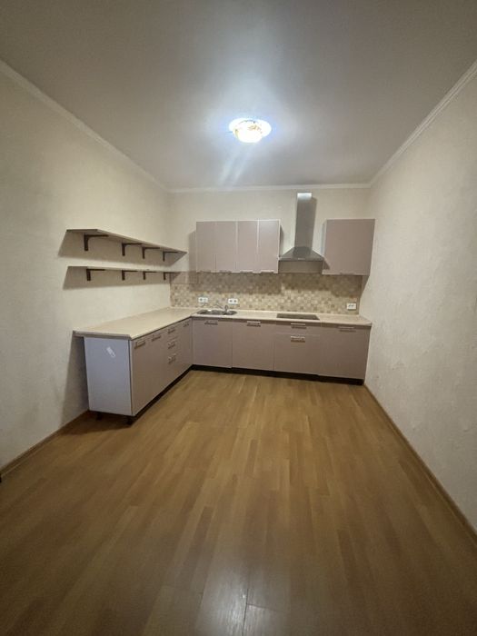 Саперно слободская 22 ,Голосеевский р-н