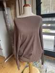 Sweter asymetryczny Tezenis