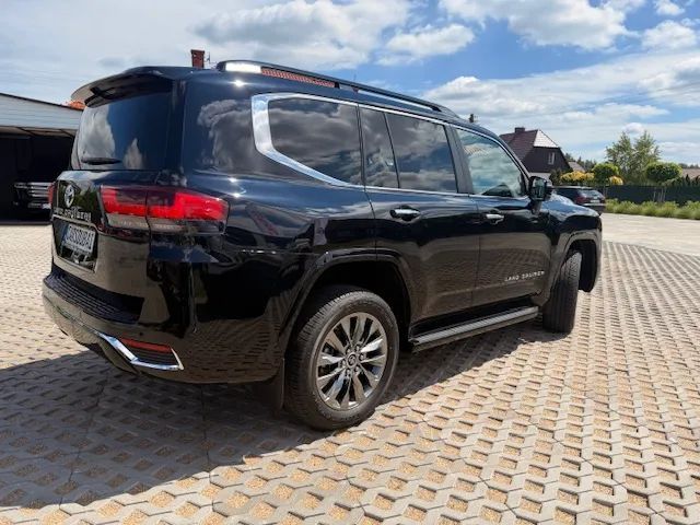 Toyota Land Cruiser LC 300 ZX
