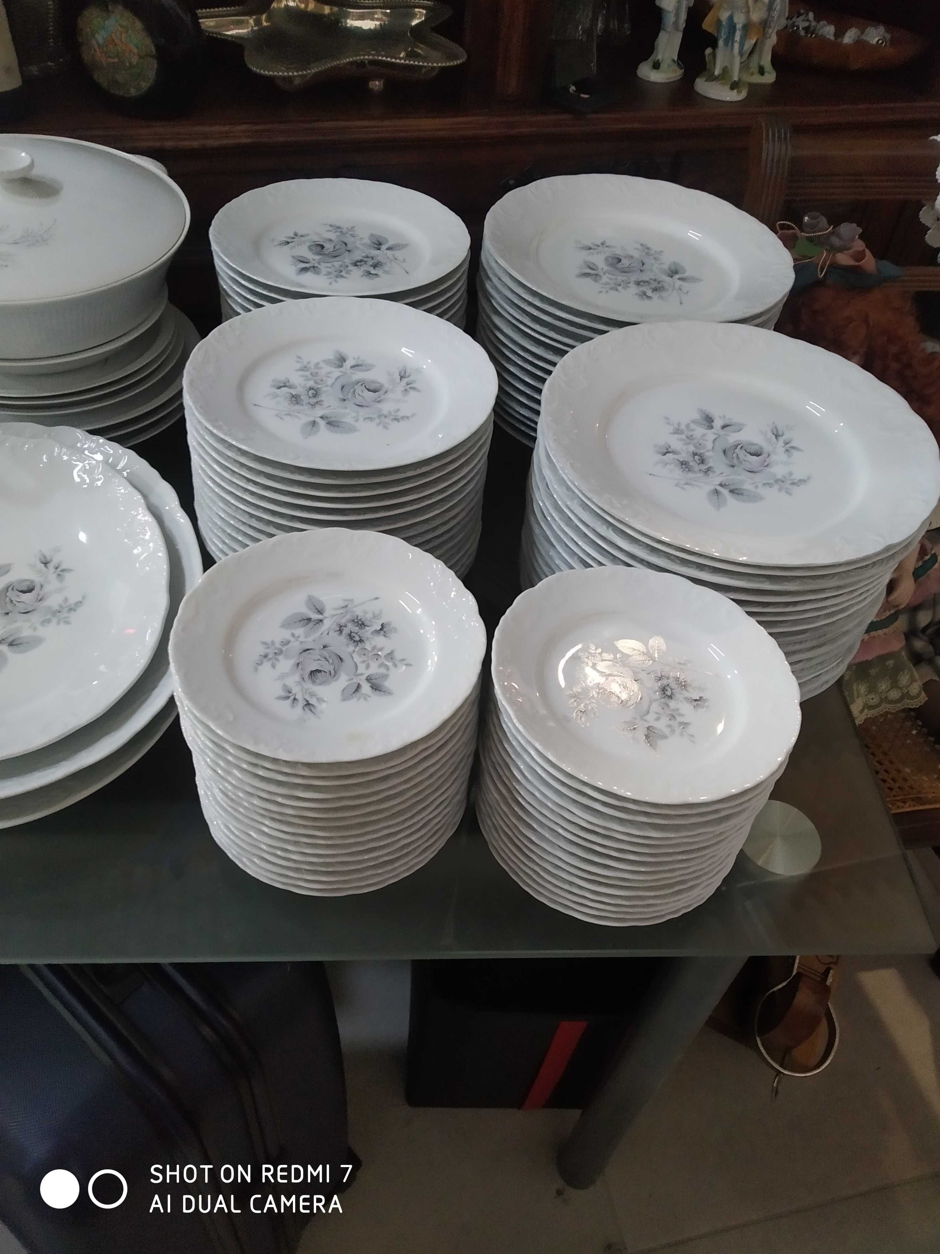Pratos porcelana spal