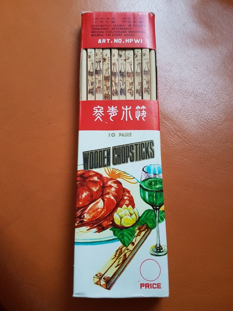 Chińskie  drewniane pałeczki  do sushi