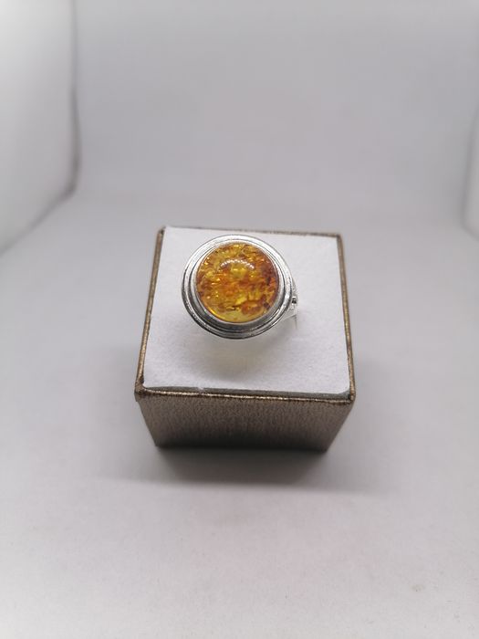 Srebrny pierścionek srebro 925 bursztyn regulowany