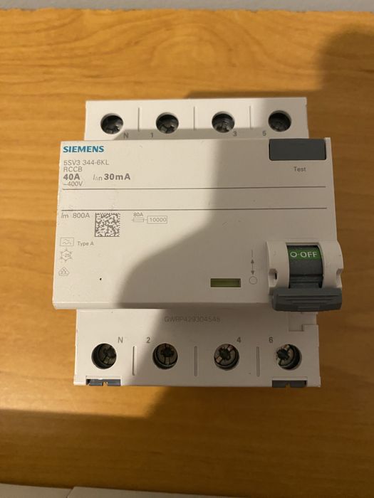 wyłącznik różnicowoprądowy Siemens 5SV3 344-6KL RCCB 40A