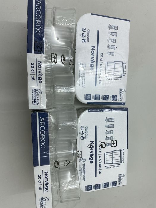 Copos Arcoroc 20 cl tenho total 24 caixas fechadas