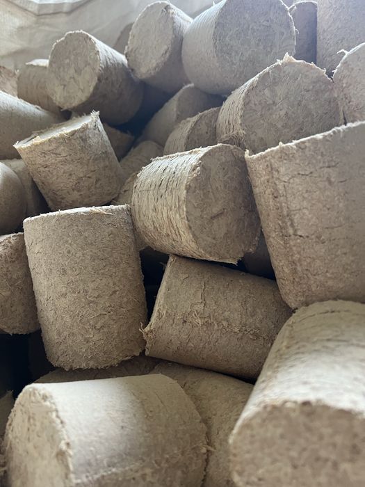 Паливний брикет…