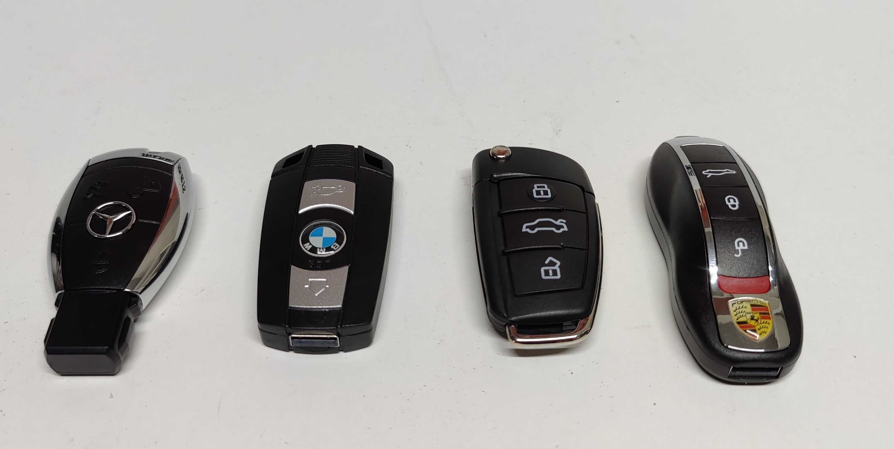 Pen USB 32G BMW Mercedes Audi Porche