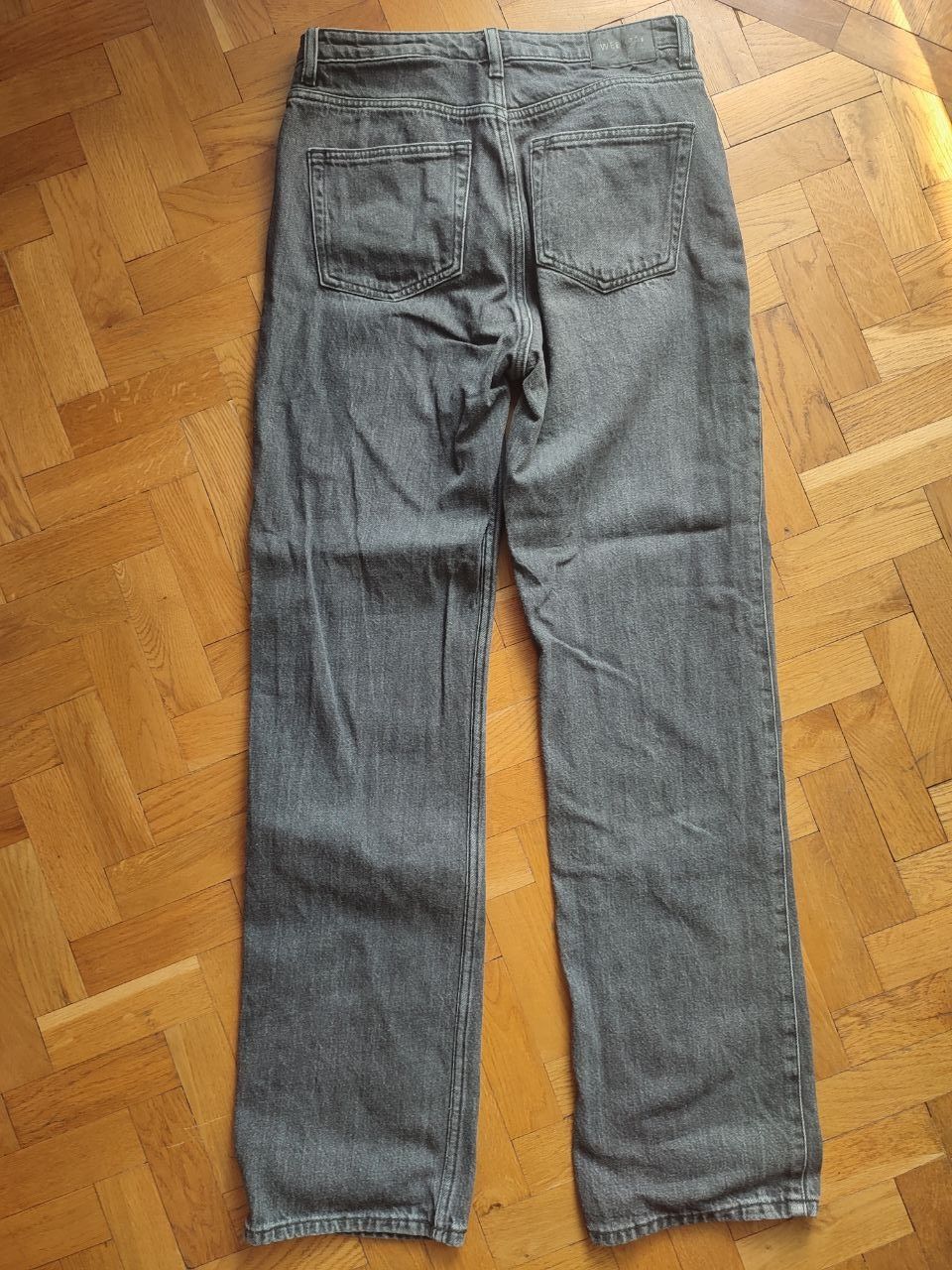 Бриджды bershka  джинсы xs-s 150 грн