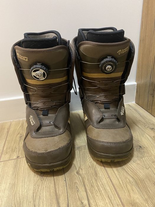 Чоботи для сноуборда Vans