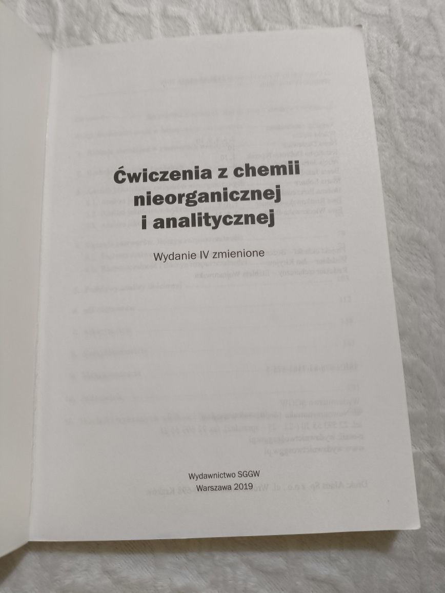 Ćwiczenia z chemii nieorganicznej i analitycznej