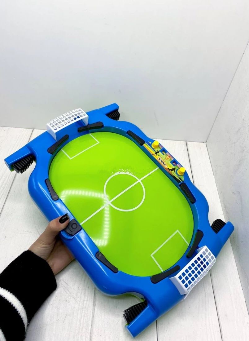 Продам Гру настільний футбол у комплекті 2 м'ячі блакитний