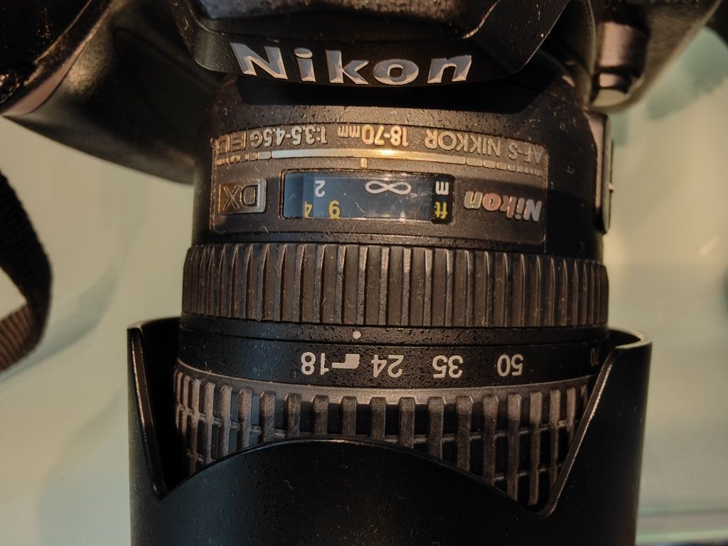 Máquina fotográfica Nikon D70s