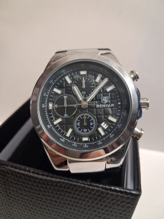 Męski zegarek kwarcowy