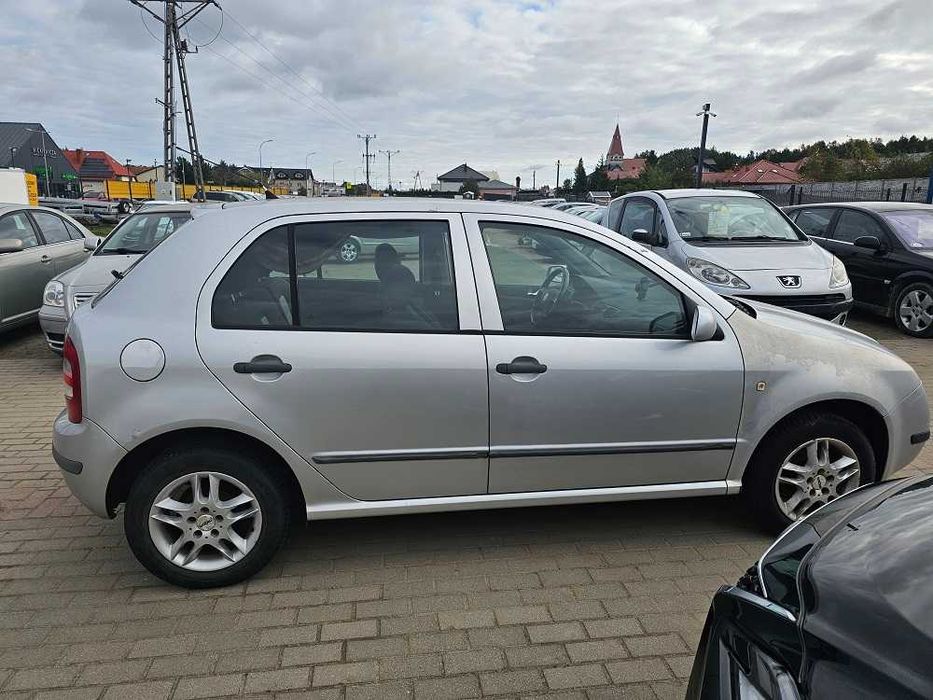 Skoda Fabia 2002r./1.4 benzyna 60KM/156tys przebiegu/Opłaty Aktualne
