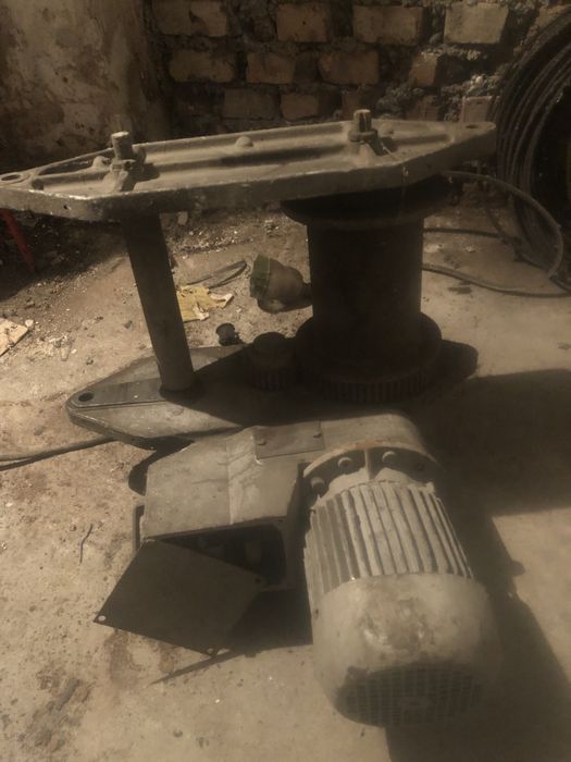 Редуктор тельфер лебідка