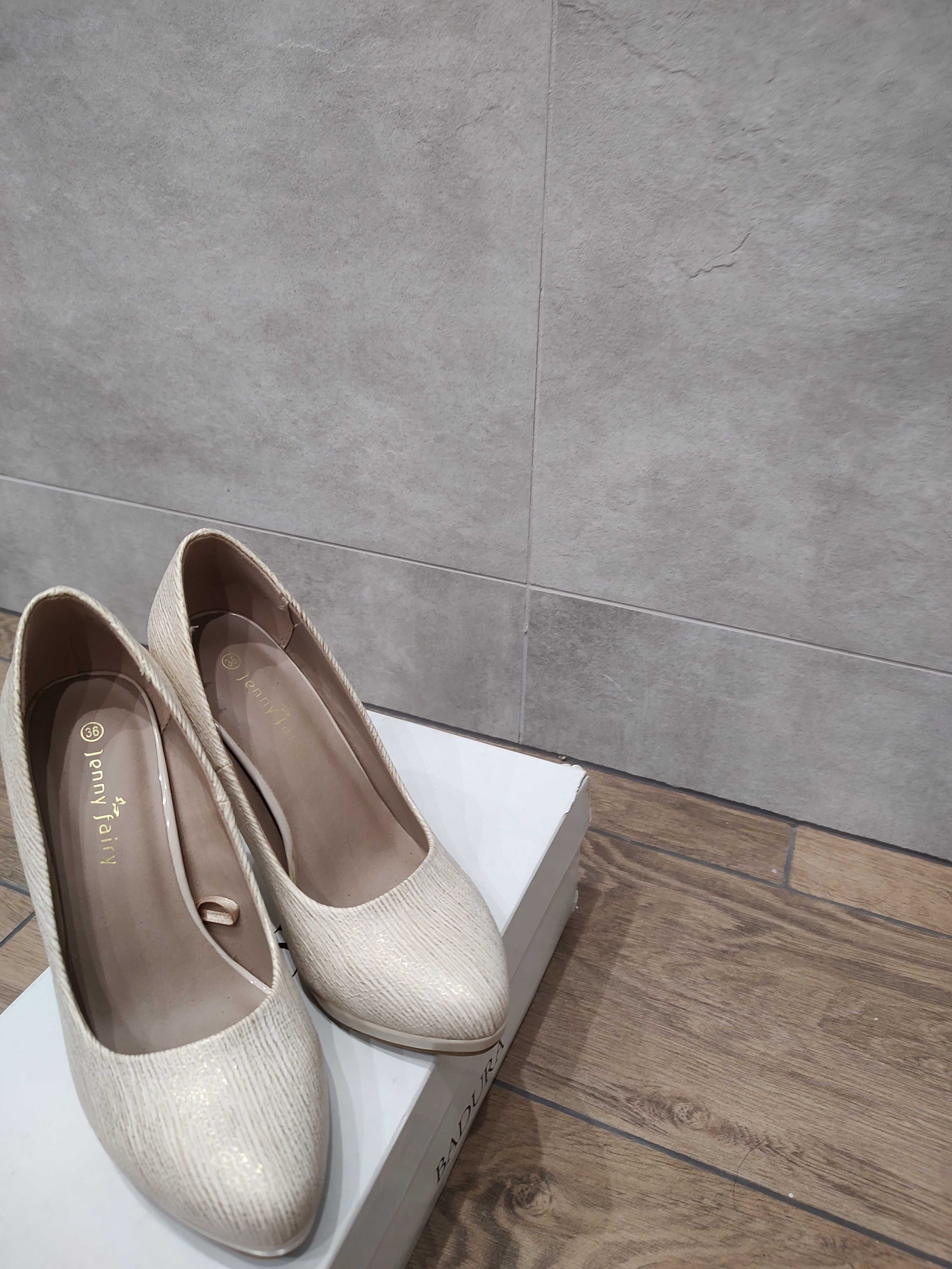 Buty damskie czółenka kremowe 36 jenny fair CCC jak nowe 22-23