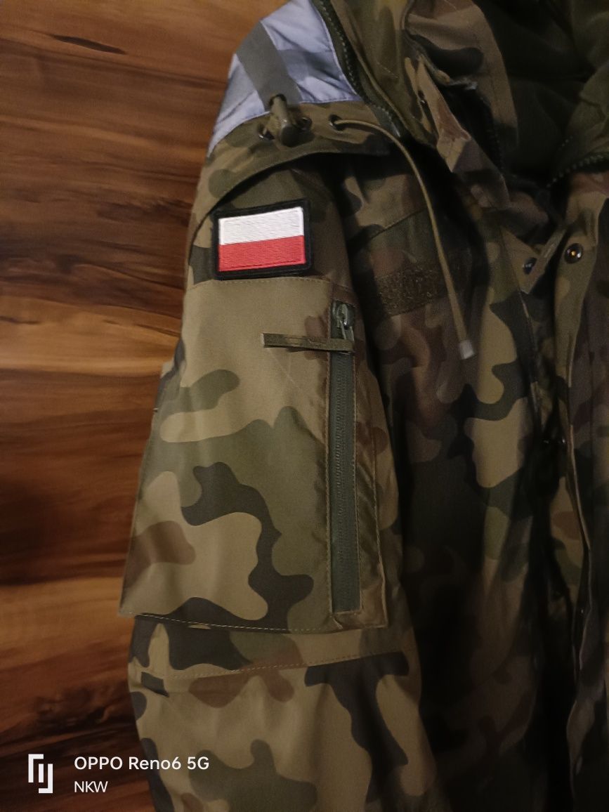 Kurtka wojskowa Gore-Tex, spodnie oraz ocieplacz