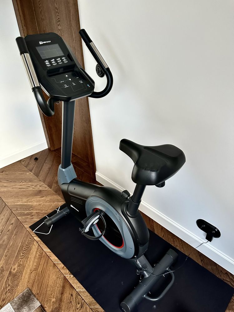Rower stacjonarny HS-100H Solid czarny z matą - Hop Sport