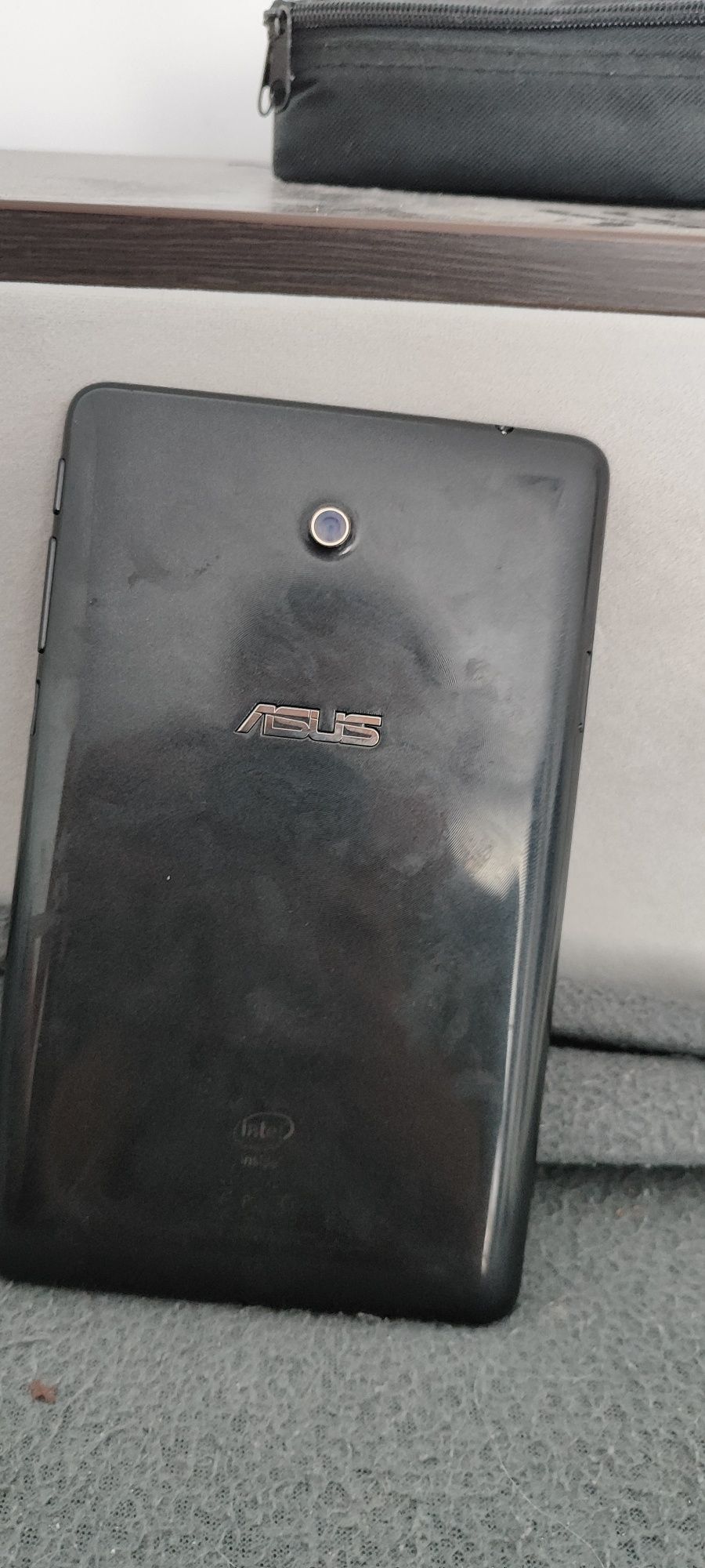 Обміняю планшет asus