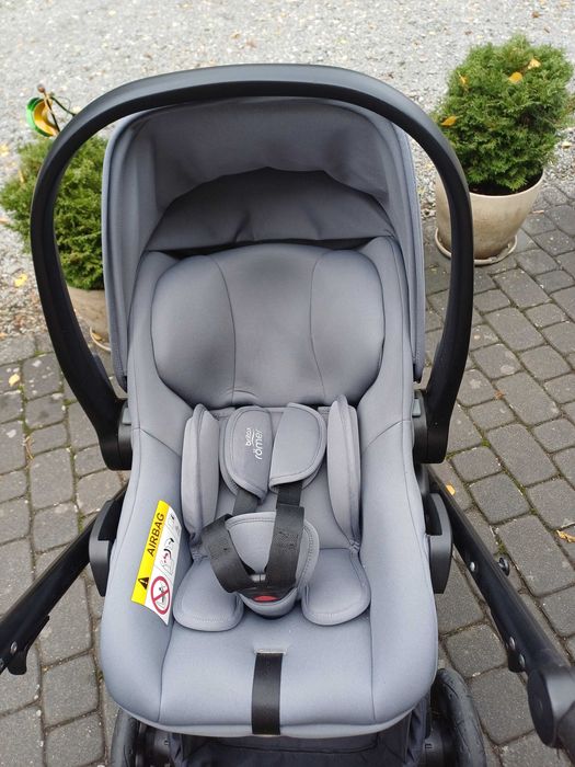 Wózek Britax & Romer 3w1 - Spacerówka, gondola i nosidełko - stan bdb