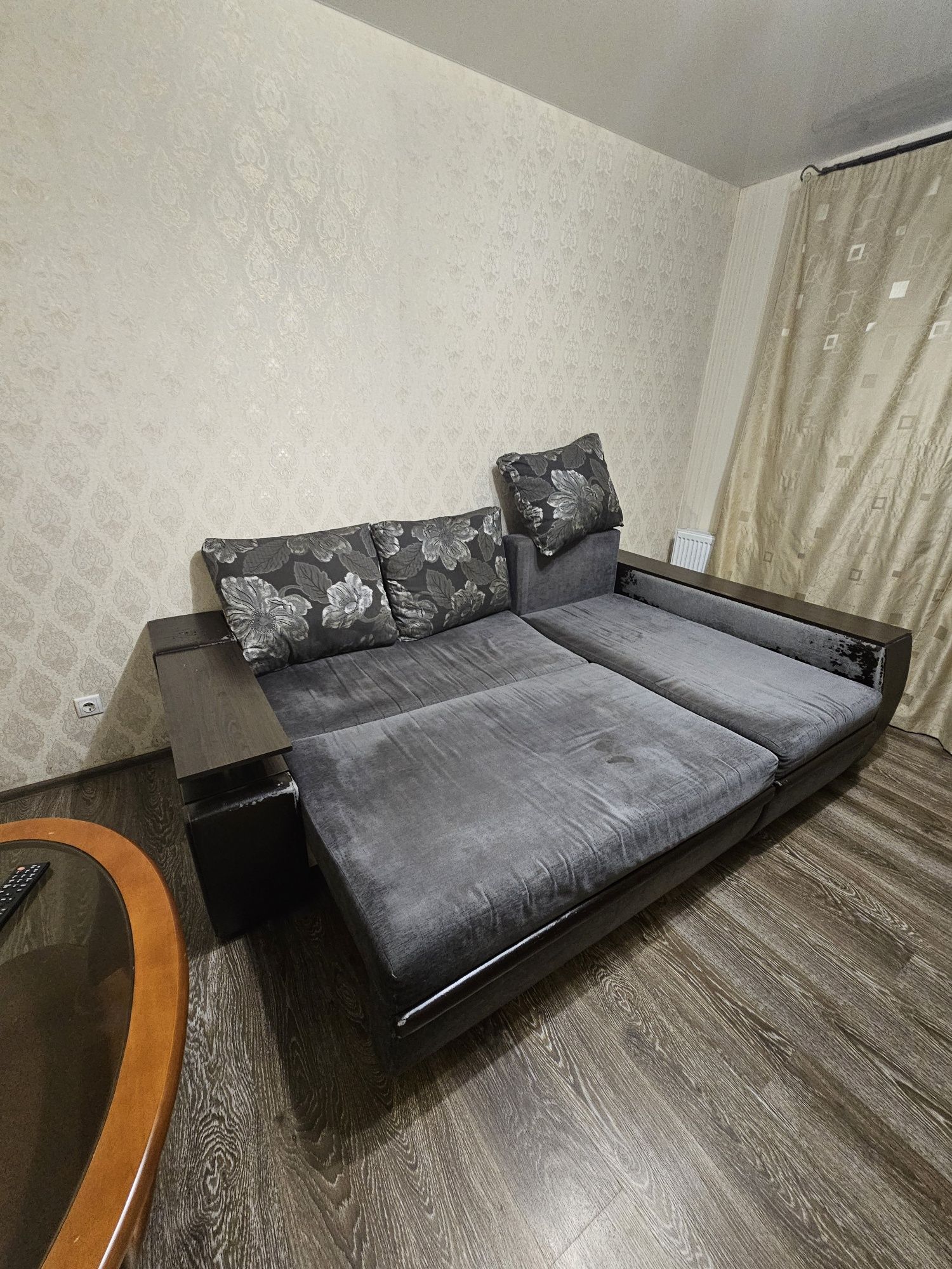 Продам кутовий диван