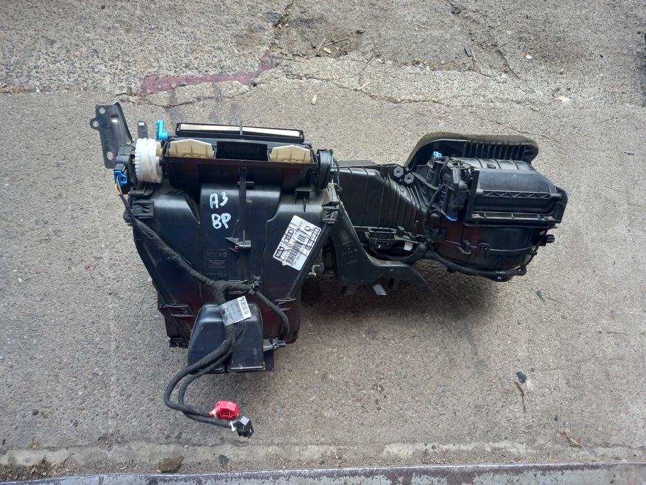 Nagrzewnica klimatyzacja Audi A3 8P Europa kpl