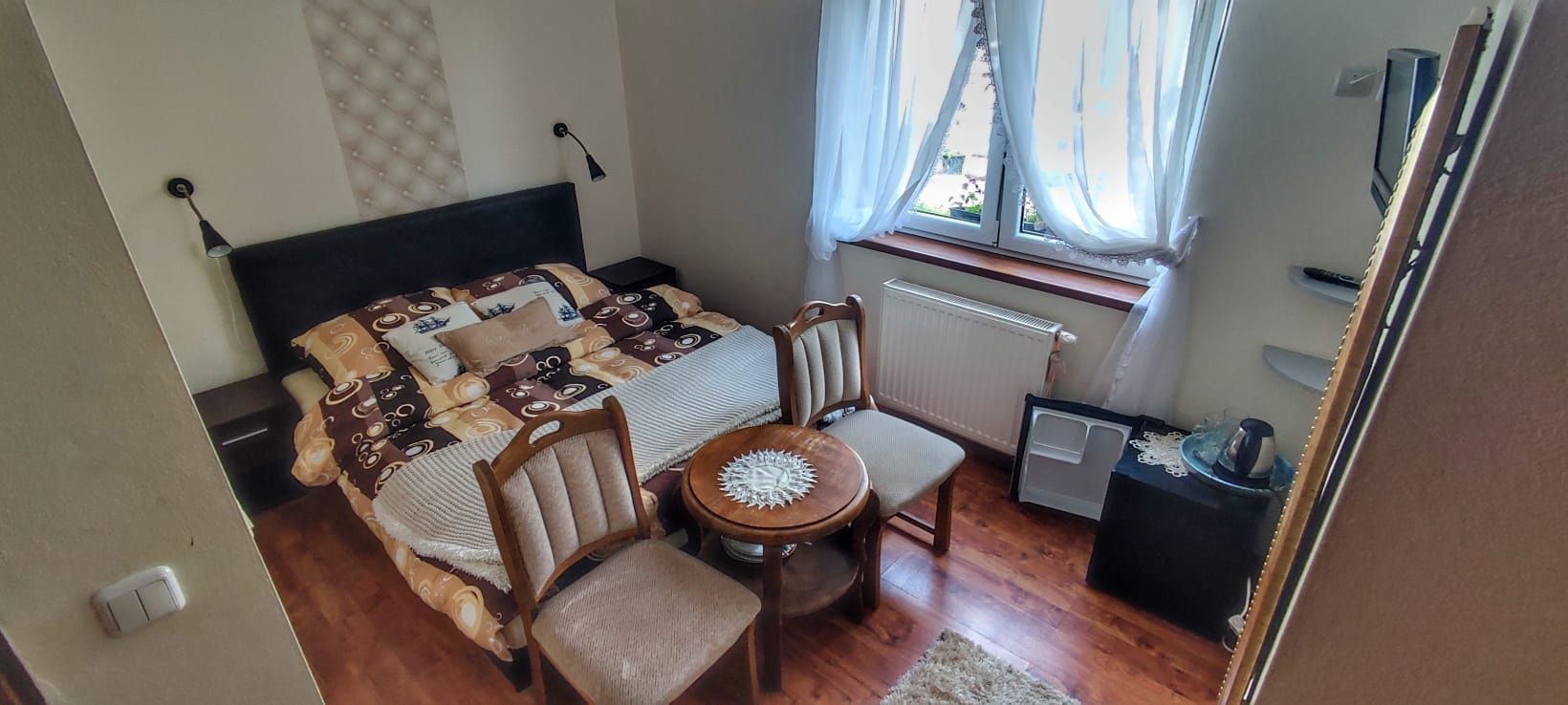 Apartament,  pokoje z łazienkami Ustka