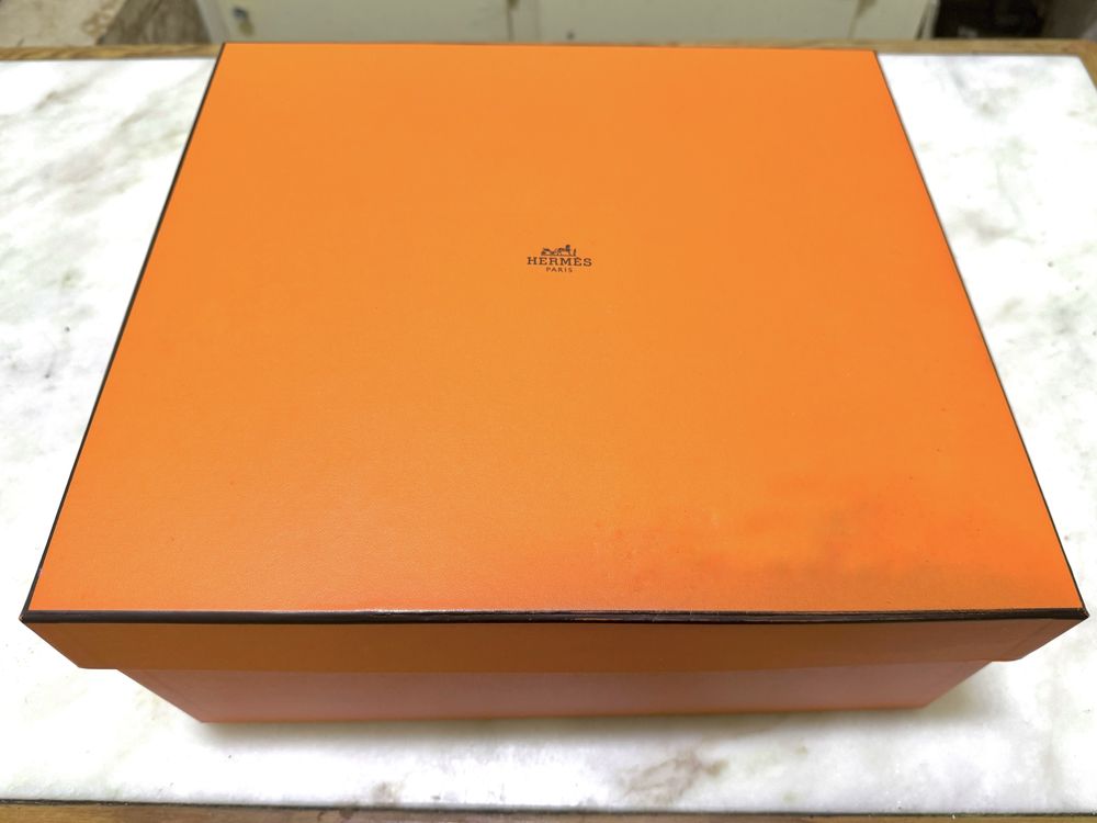Caixas/ sacos de Louis Vuitton/ Hermes Originais