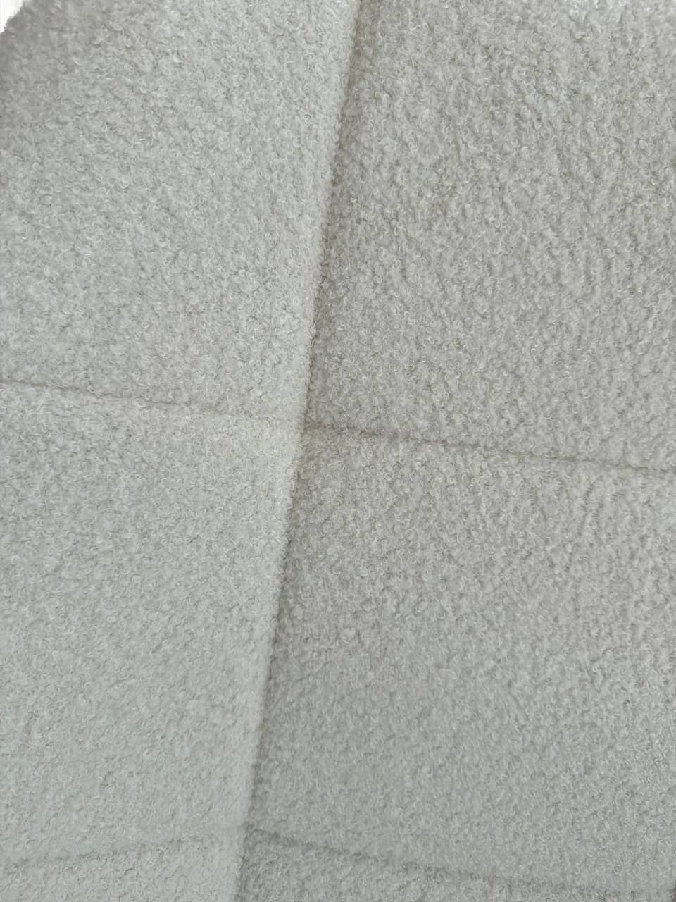 Fotel Bujany, Na Płozach Jasny Beż, Tkanina Boucle Fw2