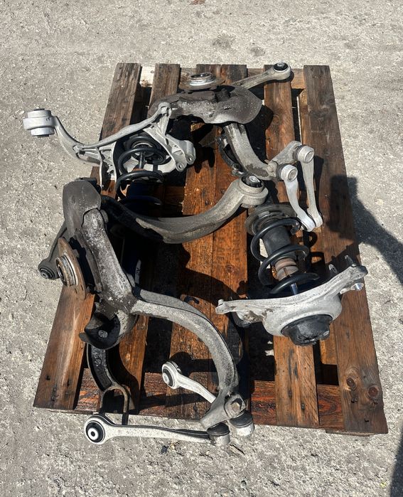 Audi A4 B8 amortyzator przód przedni Mcperson prawy lewy 2.7 3.0 TDI