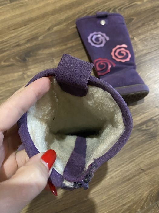 Зимові чоботи, сапожки для дівчинки 27 р.