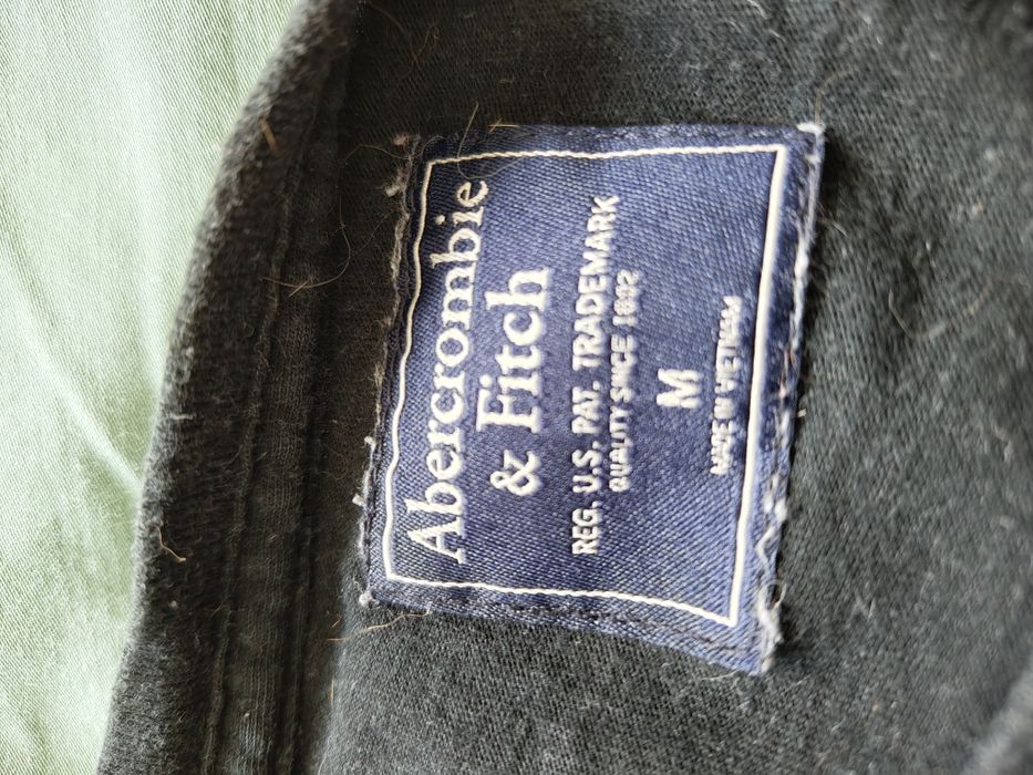 Czarna koszulka Abercrombie & Fitch rozmiar M
