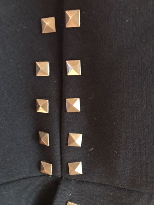 Czarna sukienka. Mała czarna xl reserved